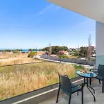 Lotus Luxury Апартаменты Кремасти