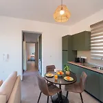 Апартаменты Lotus Luxury *