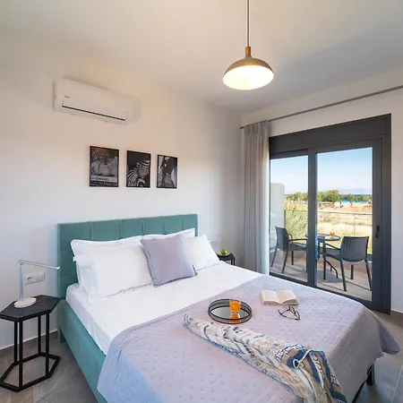 Lotus Luxury Apartament Kremastí