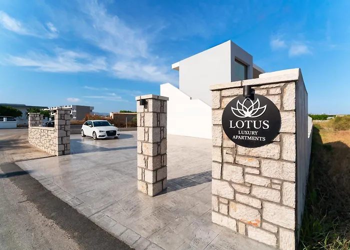 アパート Lotus Luxury