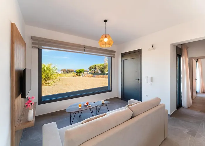 Lotus Luxury アパート クレマスティ