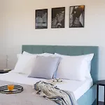 Lotus Luxury * Kremastí